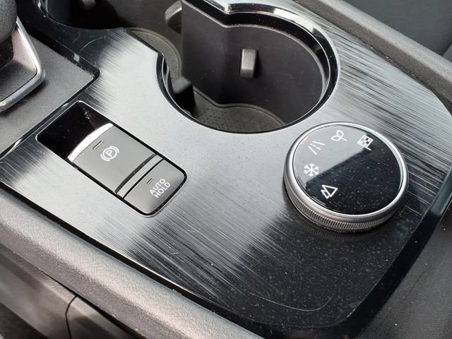 Used 2024 Nissan Rogue S AWD/4WD image 20