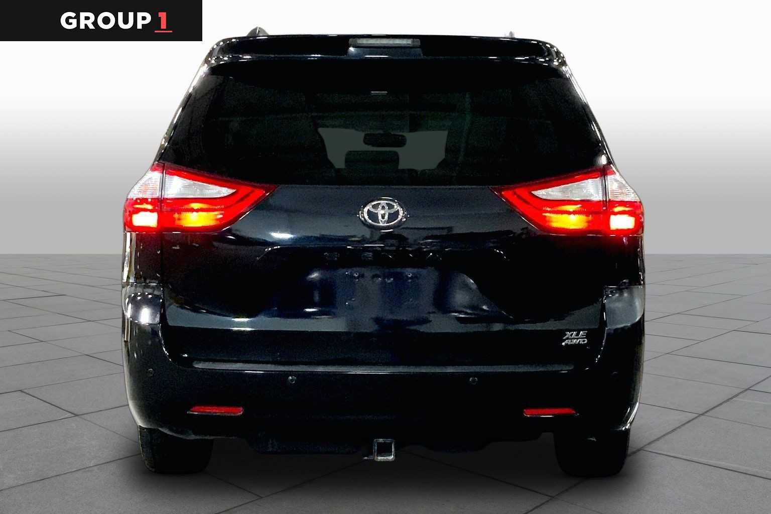 Certified 2017 Toyota Sienna XLE w/ XLE Navigation Package AWD/4WD image 5