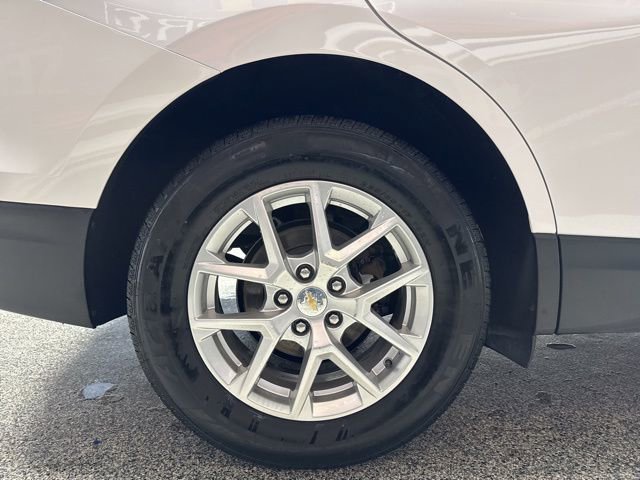 Used 2023 Chevrolet Equinox LT image 20