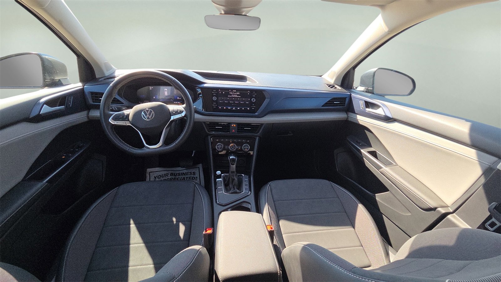 Used 2024 Volkswagen Taos SE image 23