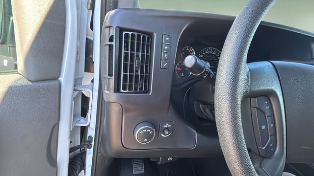 Used 2024 Chevrolet Express 3500 LT w/ LT Preferred Equipment Group image 21
