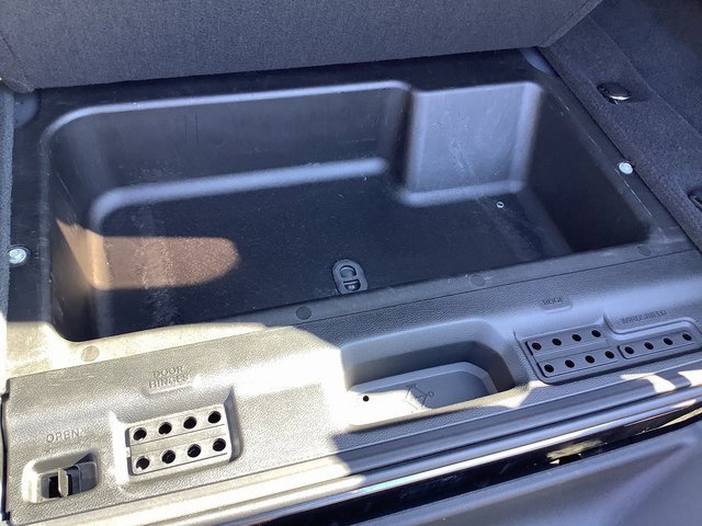 Used 2023 Jeep Wrangler Sport S image 30