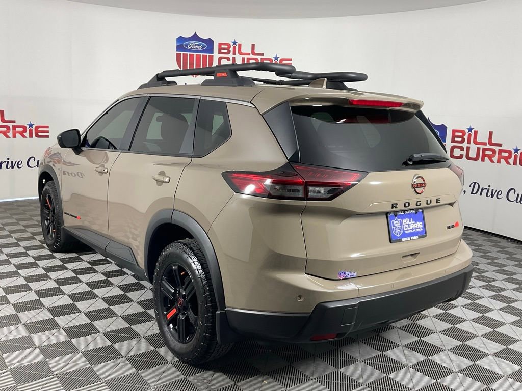 Used 2025 Nissan Rogue SV AWD/4WD image 5