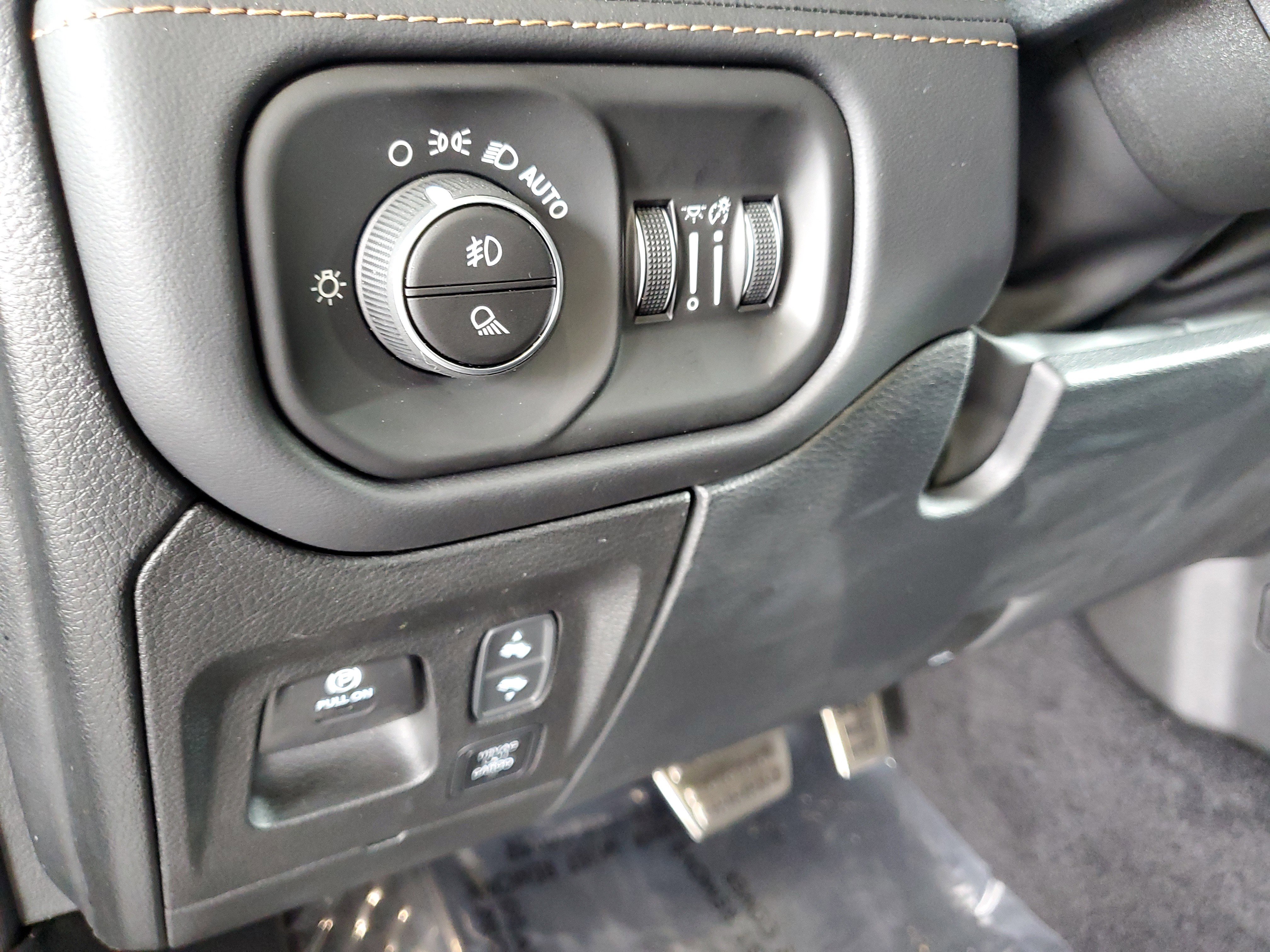 Used 2026 RAM 1500 Tungsten w/ Towing Technology Group image 22