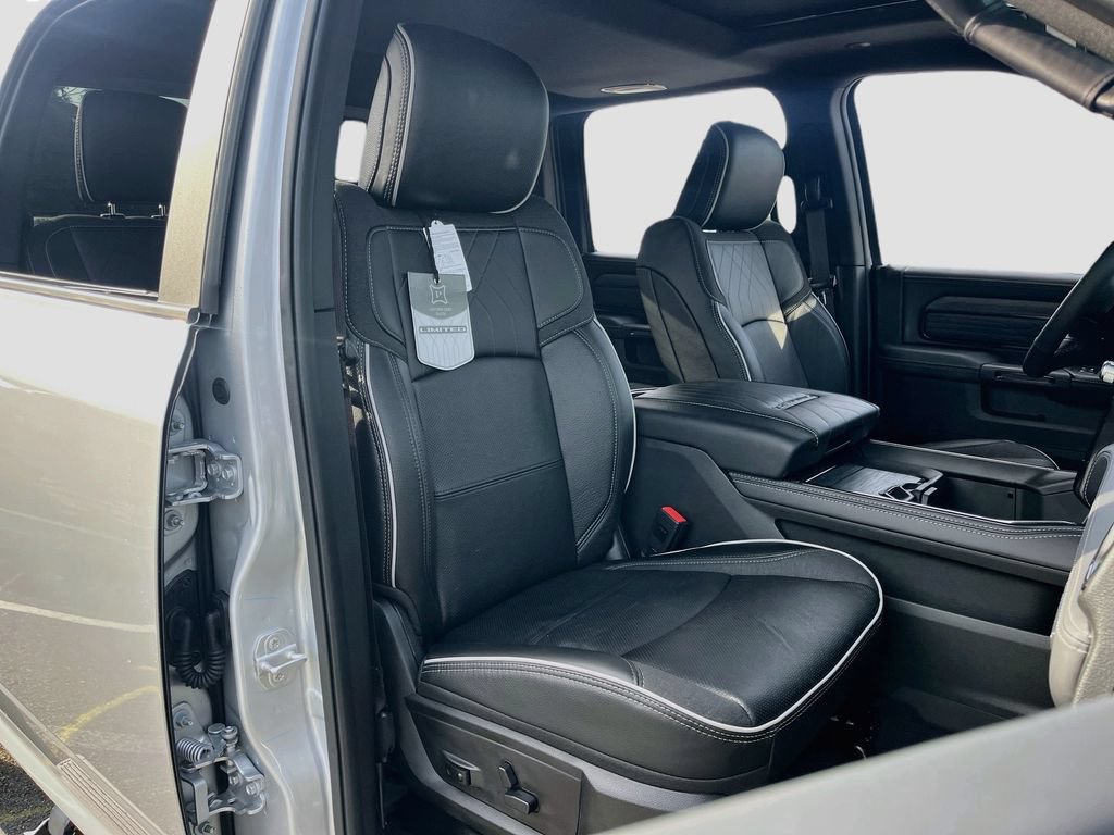 Certified 2026 RAM 2500 Limited AWD/4WD image 30