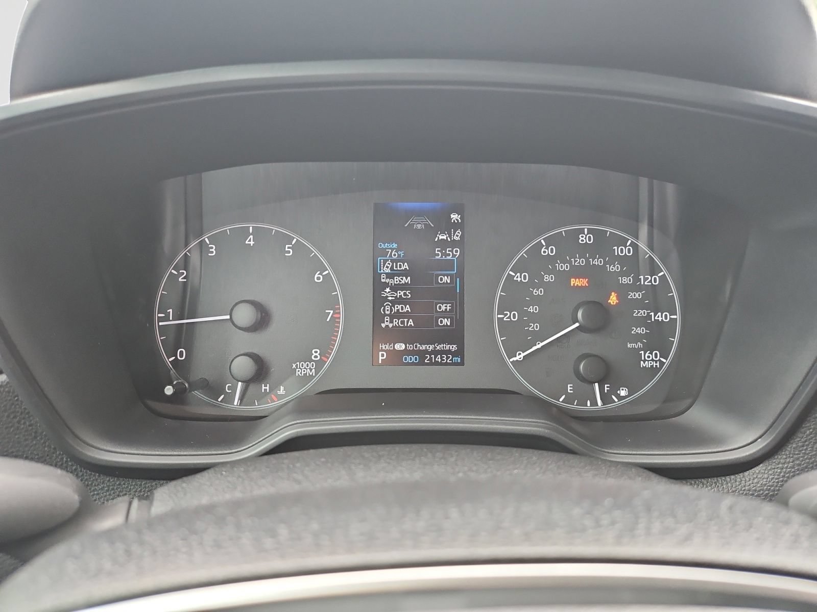 Used 2024 Toyota Corolla Cross LE FWD image 26