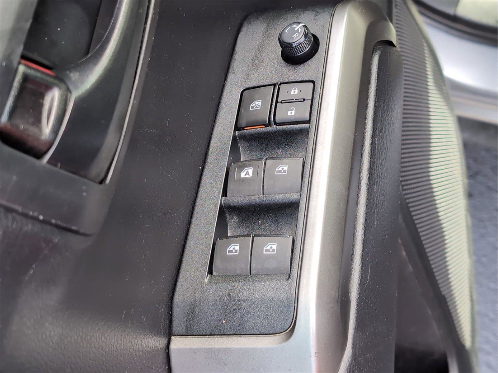 Used 2019 Toyota Tacoma SR5 RWD image 20