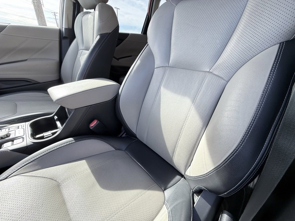 Used 2019 Subaru Forester Limited w/ Popular Package #3 image 25