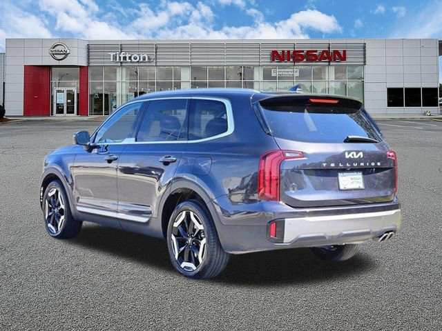Used 2025 Kia Telluride S FWD image 6