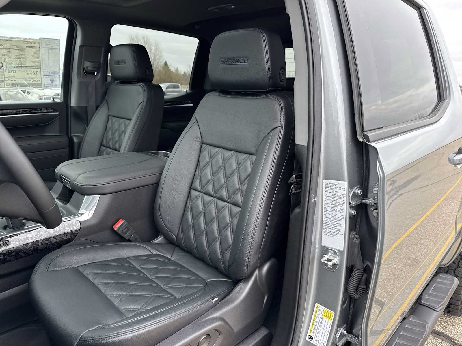 New 2025 GMC Sierra 1500 Elevation w/ Elevation Premium Package AWD/4WD image 12