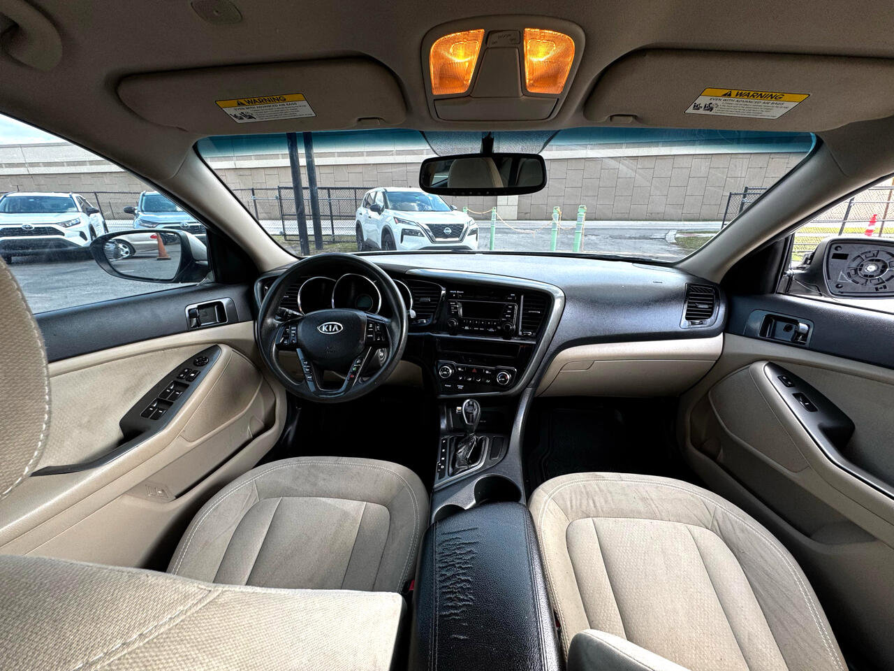 Used 2011 Kia Optima LX w/ Convenience Pkg image 7