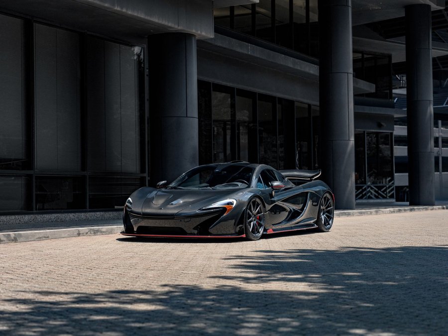Used 2012 McLaren P1 RWD image 1