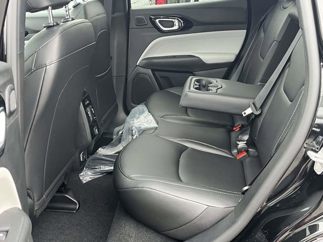New 2026 Jeep Compass Limited image 13
