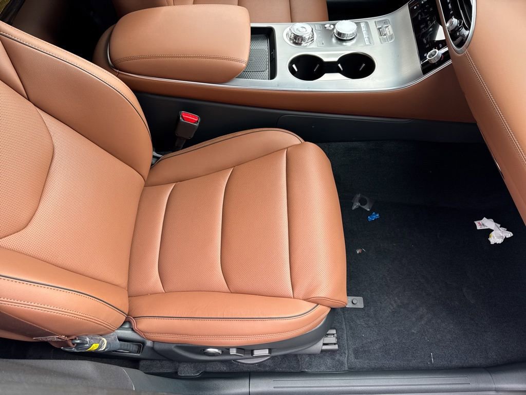 New 2026 Genesis GV70 2.5T Advanced AWD/4WD image 13