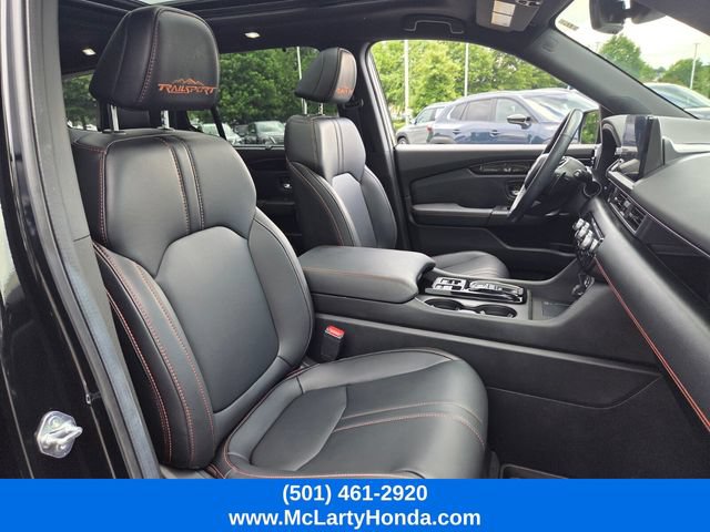 Certified 2025 Honda Pilot TrailSport image 20