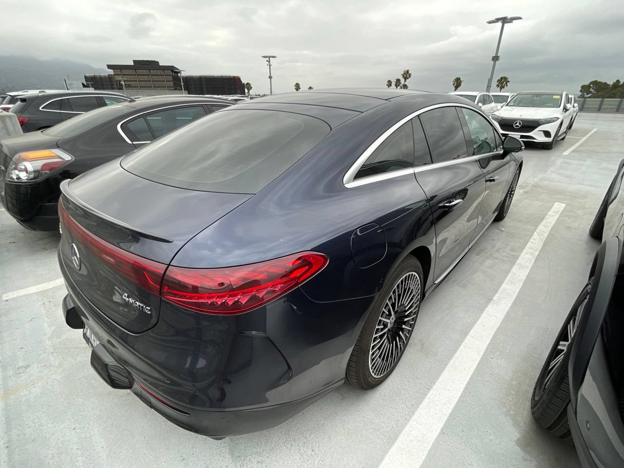 Certified 2023 Mercedes-Benz EQS 580 4MATIC Sedan image 5