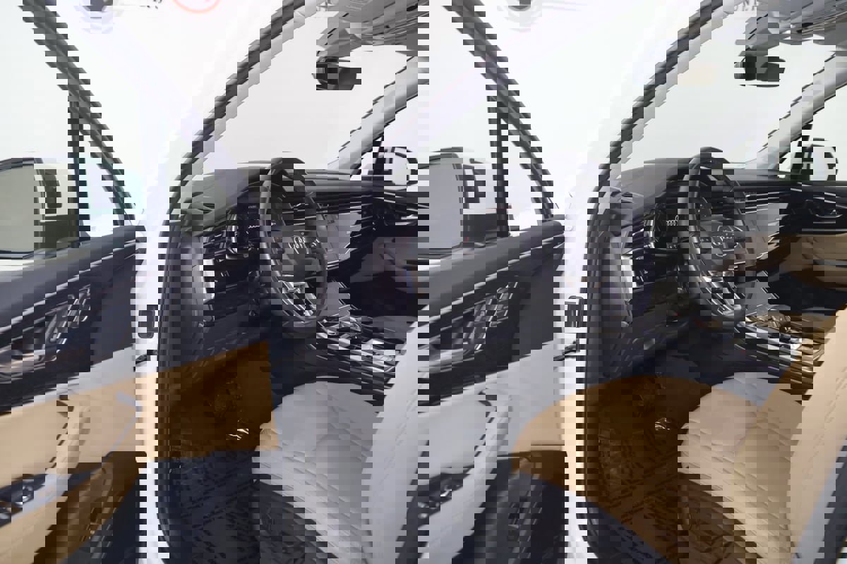 Used 2021 Audi Q7 3.0T Prestige w/ Prestige Package image 59