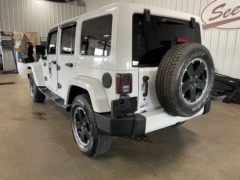 Used 2012 Jeep Wrangler Sahara AWD/4WD image 2