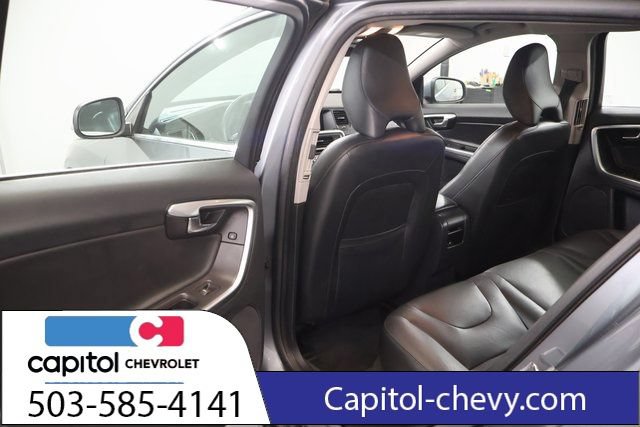 Used 2017 Volvo V60 T5 Premier w/ Convenience Package FWD image 30