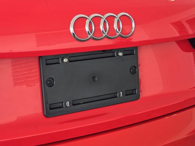 Used 2018 Audi Q3 2.0T Premium Plus w/ S Line Competition Package image 9