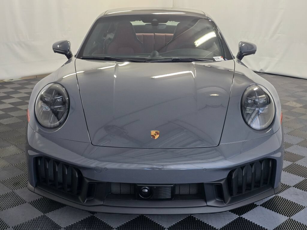 Used 2026 Porsche 911 Carrera GTS RWD image 10