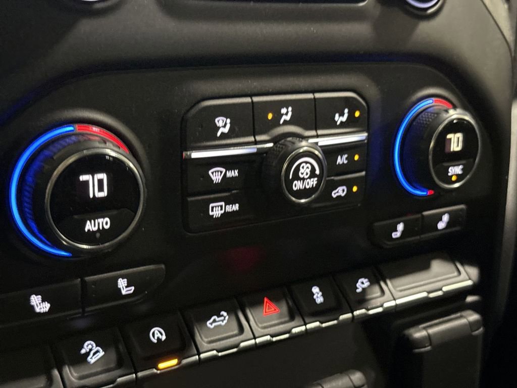 Used 2020 Chevrolet Silverado 1500 RST image 16