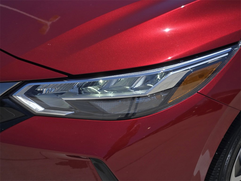 Used 2023 Nissan Sentra SR image 3