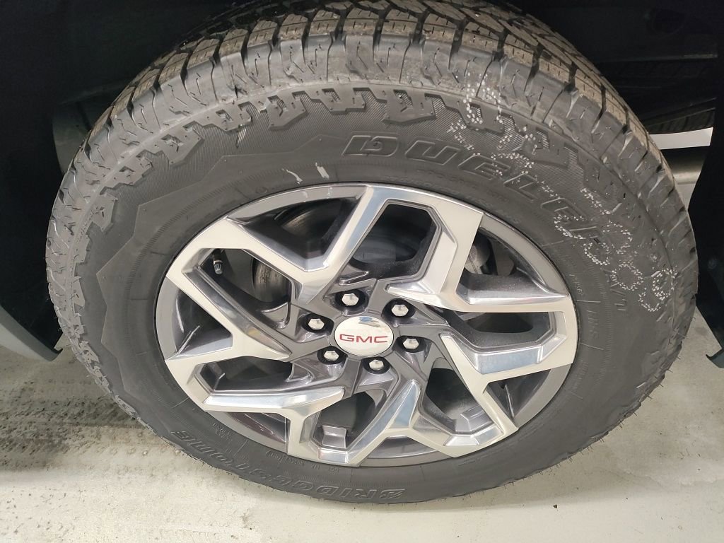 New 2026 GMC Sierra 1500 SLT w/ SLT Premium Plus Package image 18