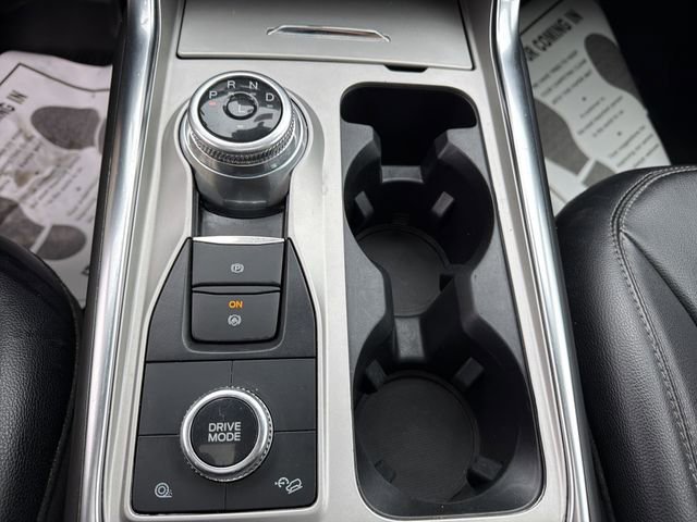 Used 2022 Ford Explorer Limited w/ Equipment Group 301A AWD/4WD image 24