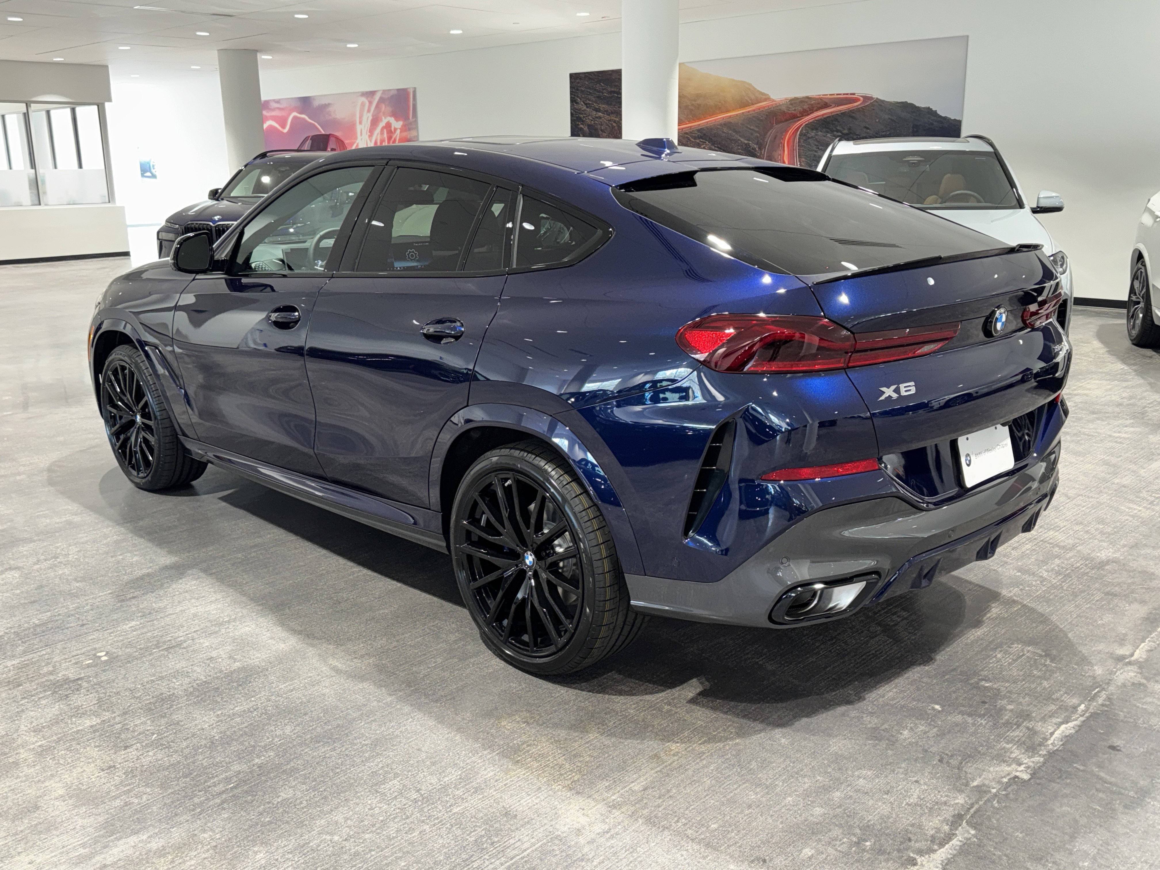 New 2026 BMW X6 xDrive40i w/ Executive Package image 5
