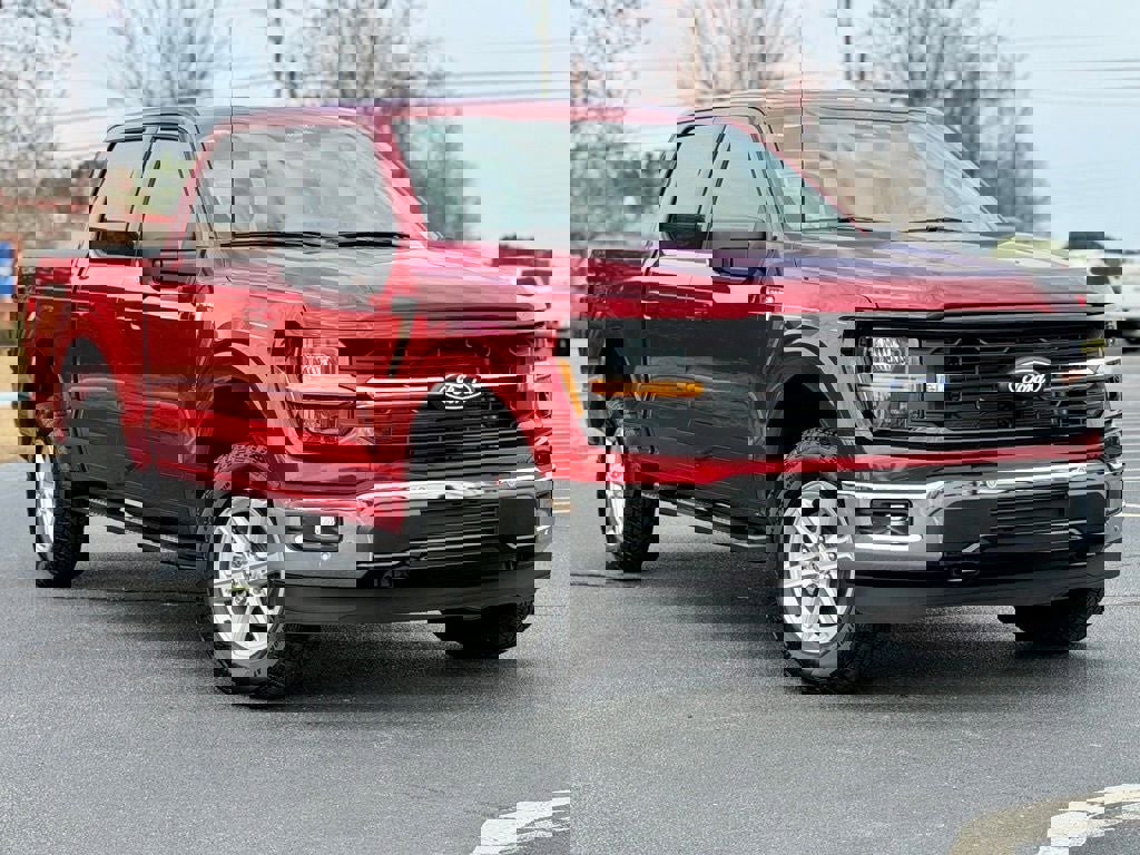 New 2026 Ford F150 XLT w/ Equipment Group 302A MID image 3