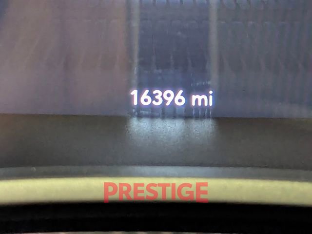 Used 2021 Dodge Challenger SRT Hellcat image 16