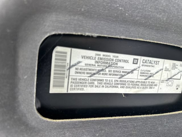 Used 2006 Pontiac Solstice Convertible w/ Power Package RWD image 23