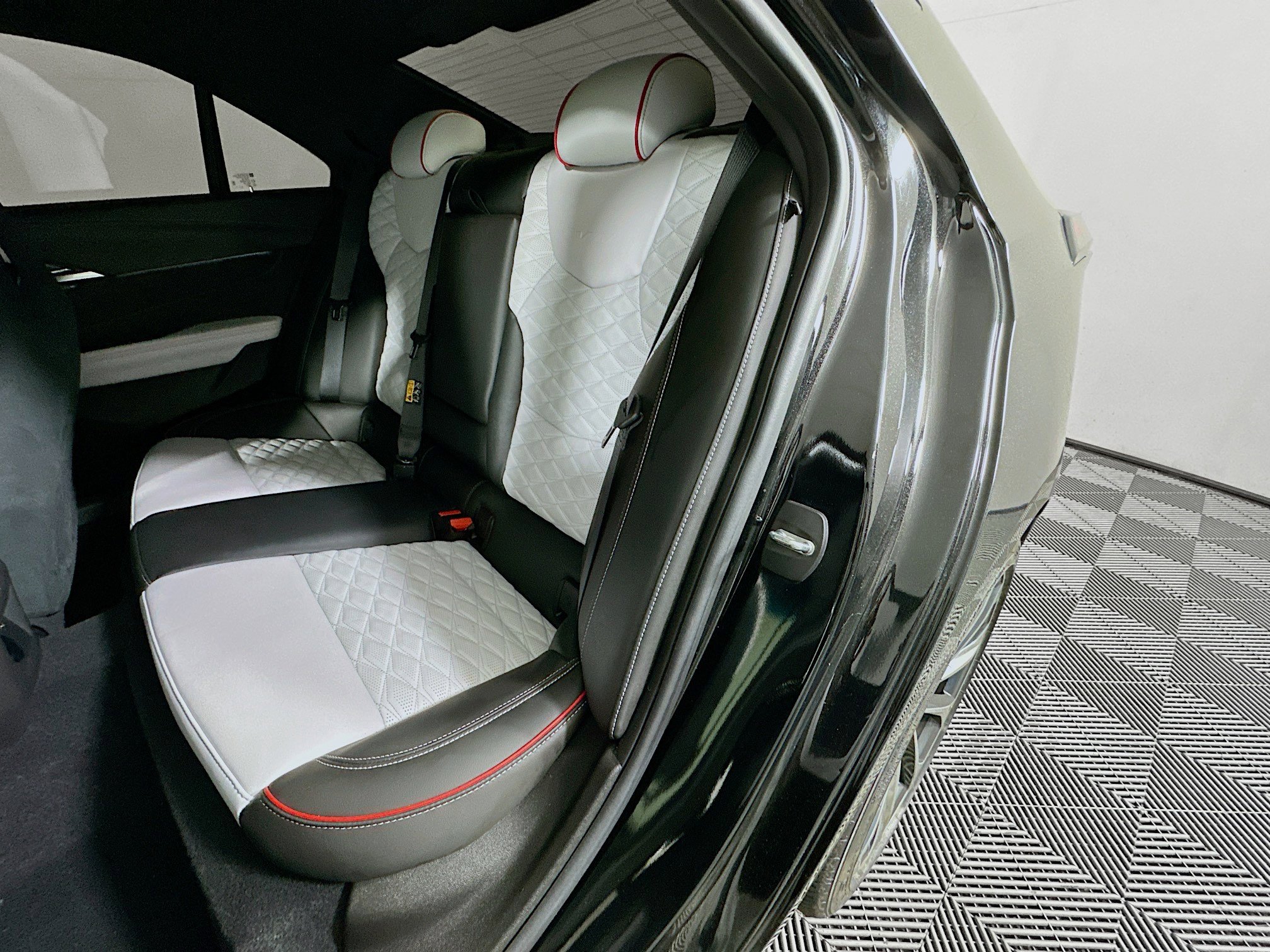 Used 2024 Cadillac CT4 V Blackwing w/ Technology Package image 26