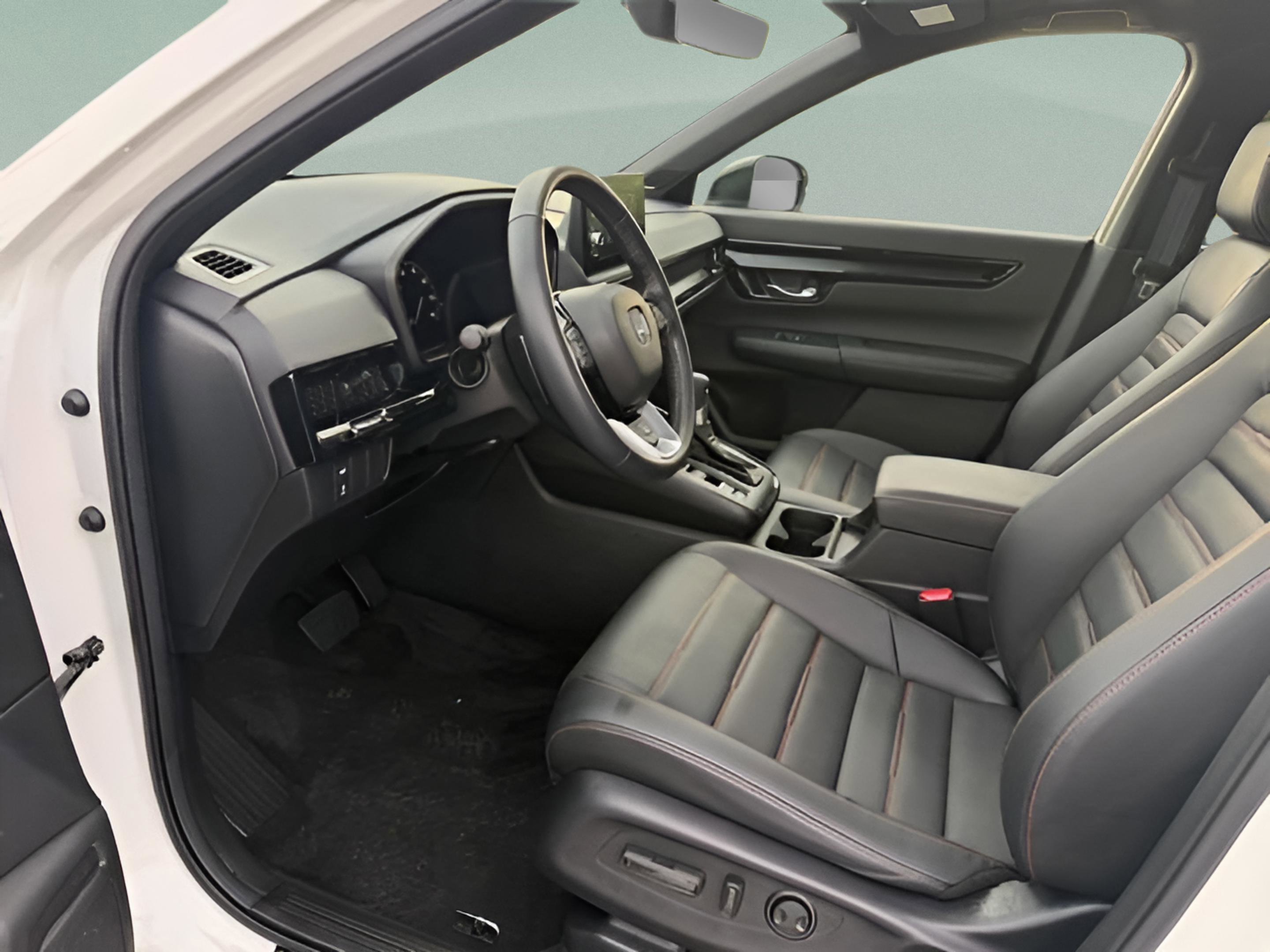 Certified 2025 Honda CR-V Sport Touring image 9