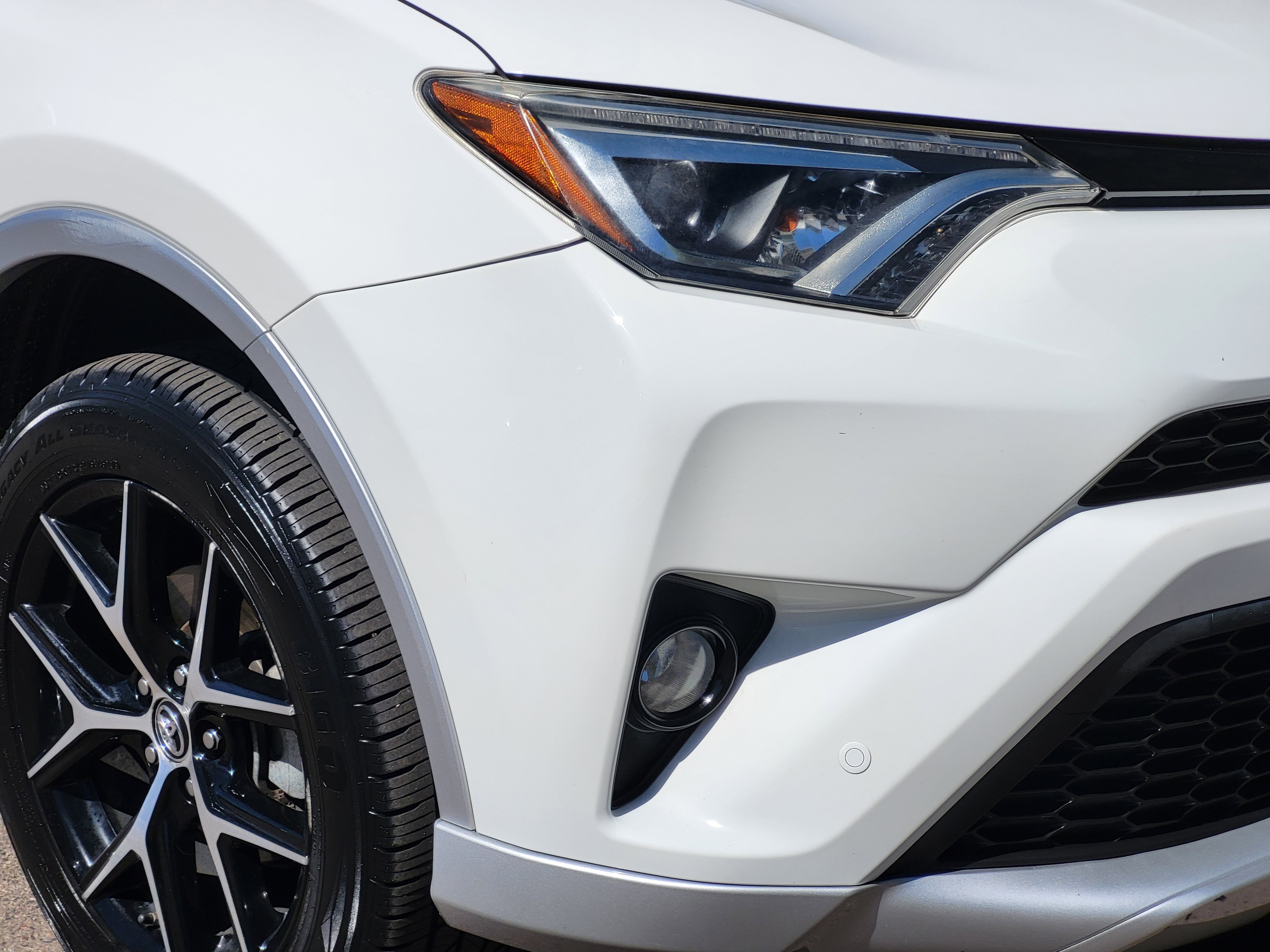 Certified 2016 Toyota RAV4 SE AWD/4WD image 5