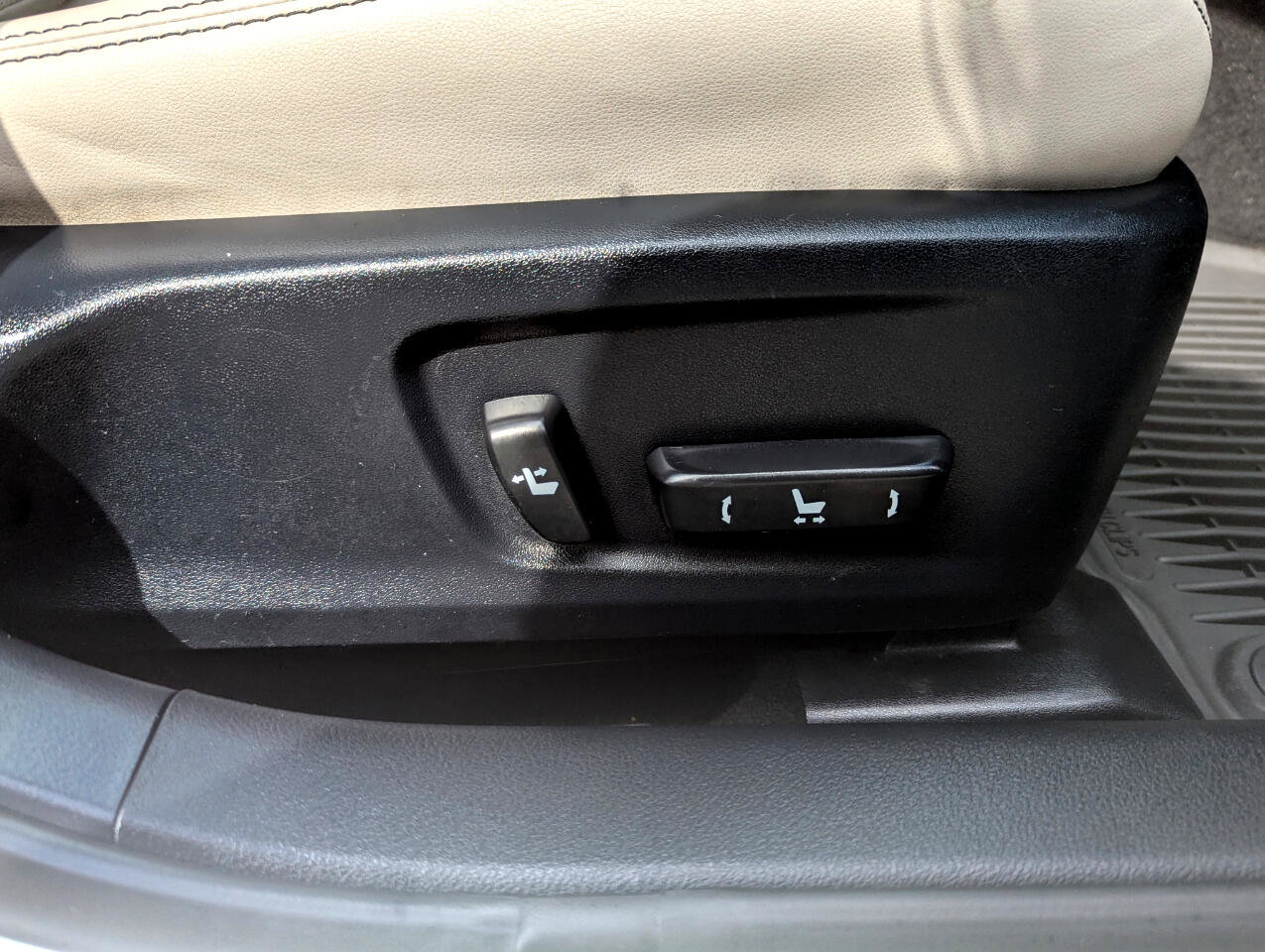 Used 2015 Lexus IS 250 AWD image 40