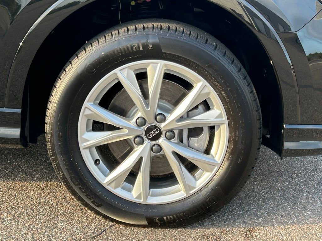 Used 2025 Audi Q3 2.0T Premium w/ Convenience Package image 47