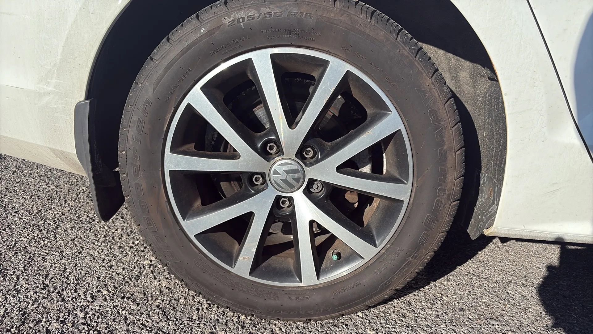 Used 2016 Volkswagen Jetta SE image 9