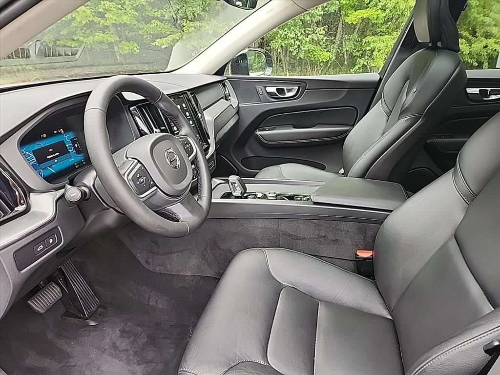 Certified 2025 Volvo XC60 T8 Core AWD/4WD image 25