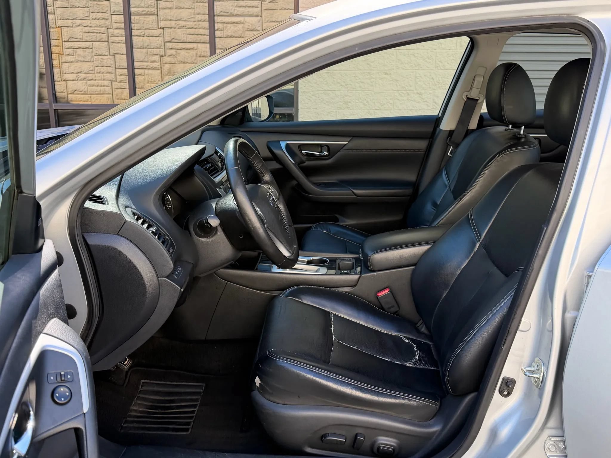 Used 2018 Nissan Altima 2.5 SL FWD image 22