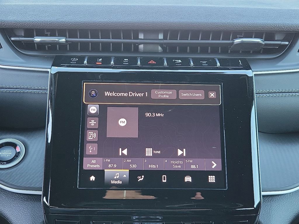 New 2025 Jeep Grand Cherokee L Laredo image 15