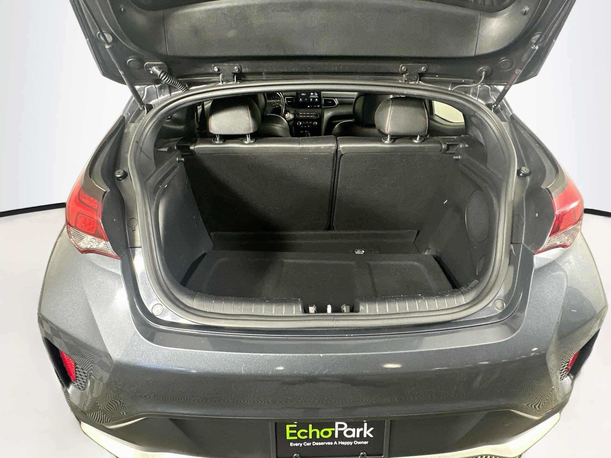 Used 2019 Hyundai Veloster Turbo FWD image 27