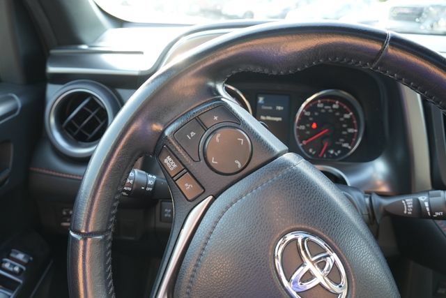 Used 2016 Toyota RAV4 SE w/ Advanced Technology Package AWD/4WD image 24