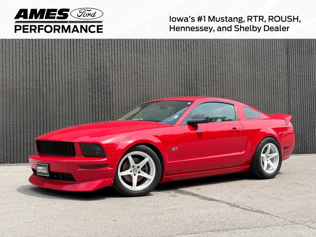 Used 2006 Ford Mustang GT RWD image 1