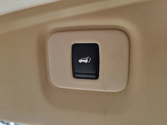 Used 2019 Nissan Pathfinder Platinum FWD image 9