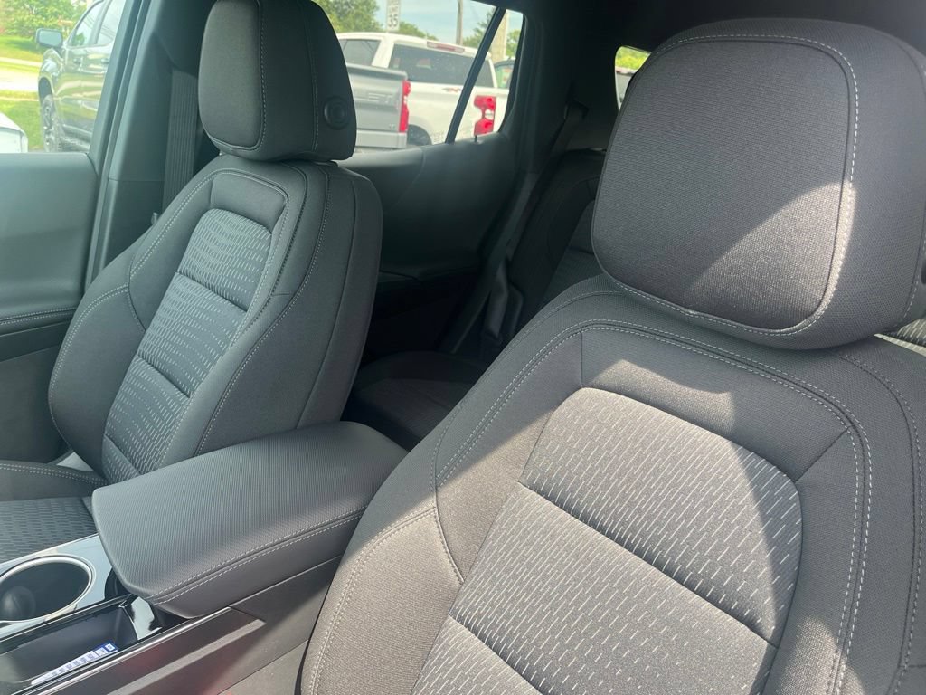 New 2027 Chevrolet Equinox LT FWD image 13