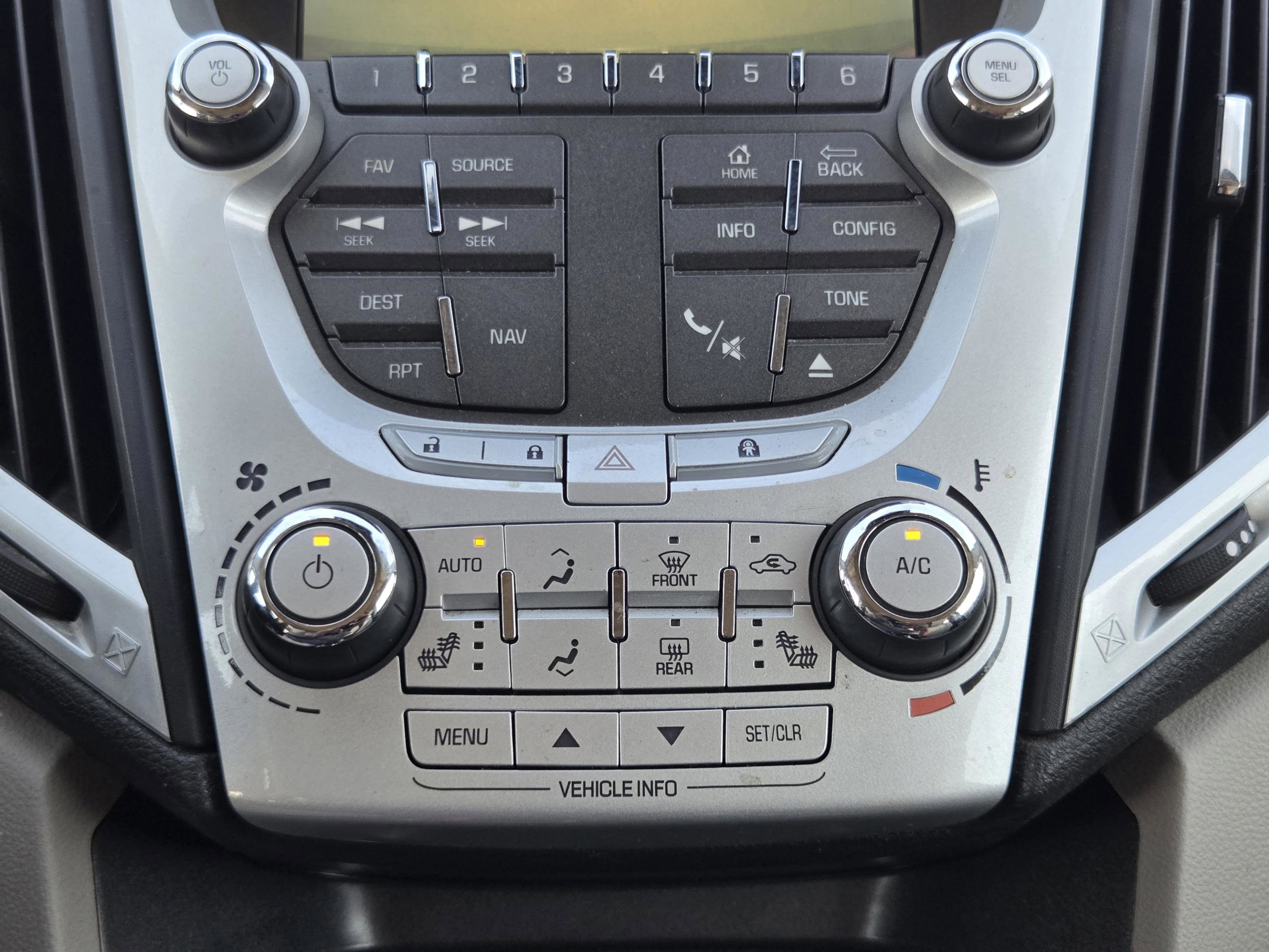 Used 2015 GMC Terrain SLT FWD image 15
