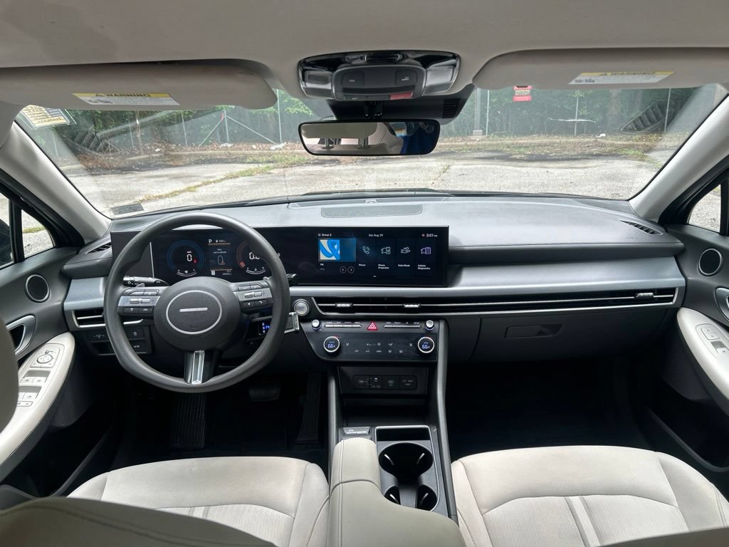 Used 2025 Hyundai Sonata SEL FWD image 27