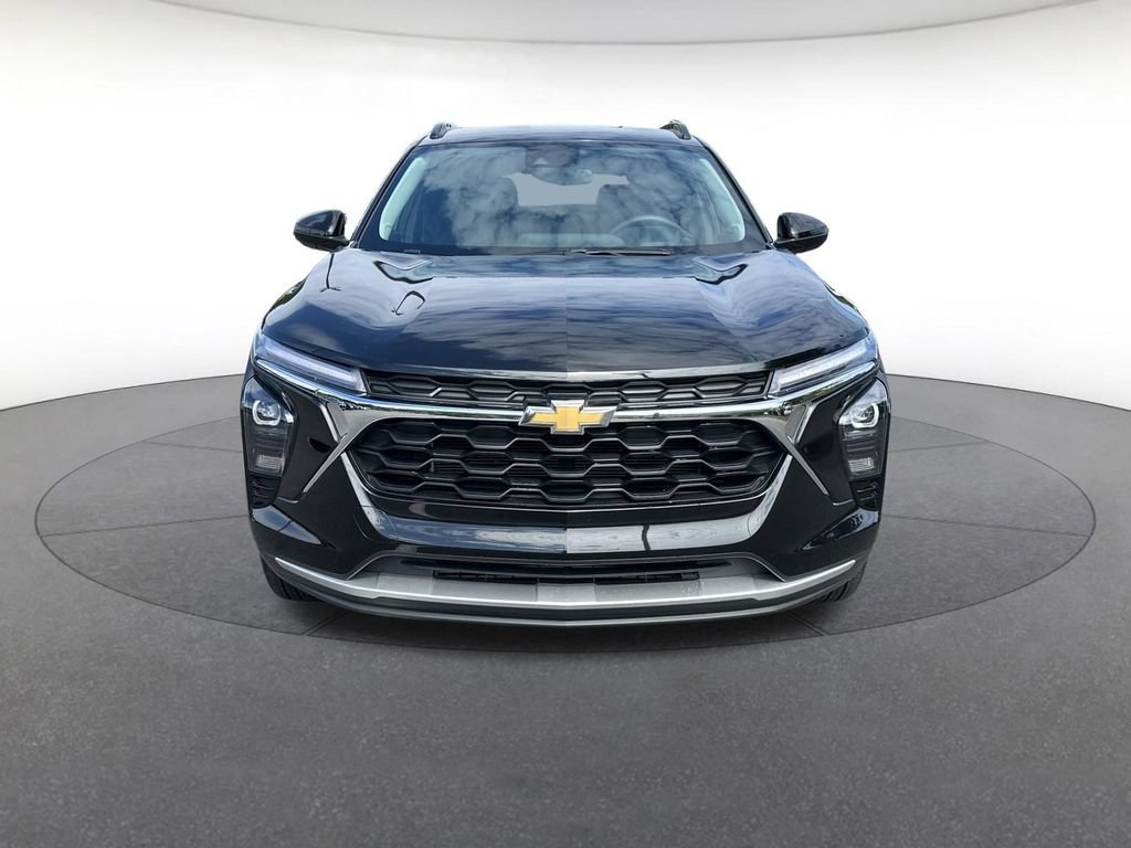 Used 2024 Chevrolet Trax LT FWD image 9